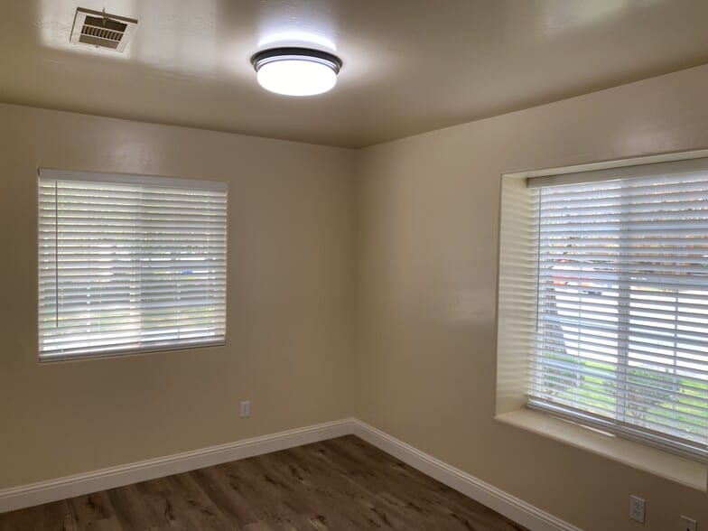 Bedroom #1 - 725 Greenwood Meadow Ln