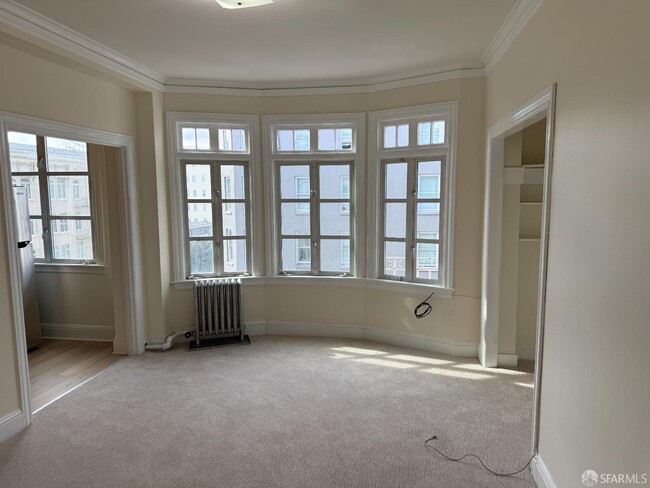 Primary Photo - 810 Hyde St