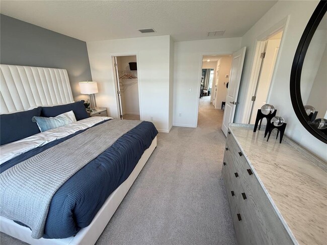 Building Photo - 15068 Cuzcorro Ct