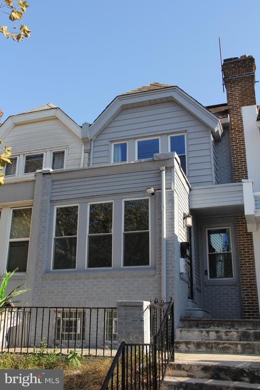 Building Photo - 5063 Whitaker Ave