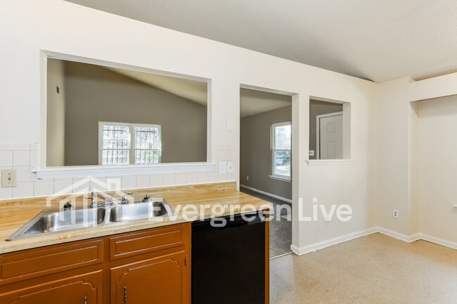 Building Photo - 3638 Pebble Creek Dr