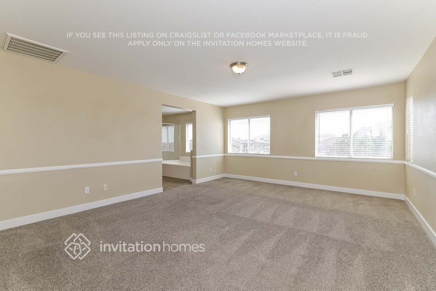 Building Photo - 1864 Verde Mirada Dr
