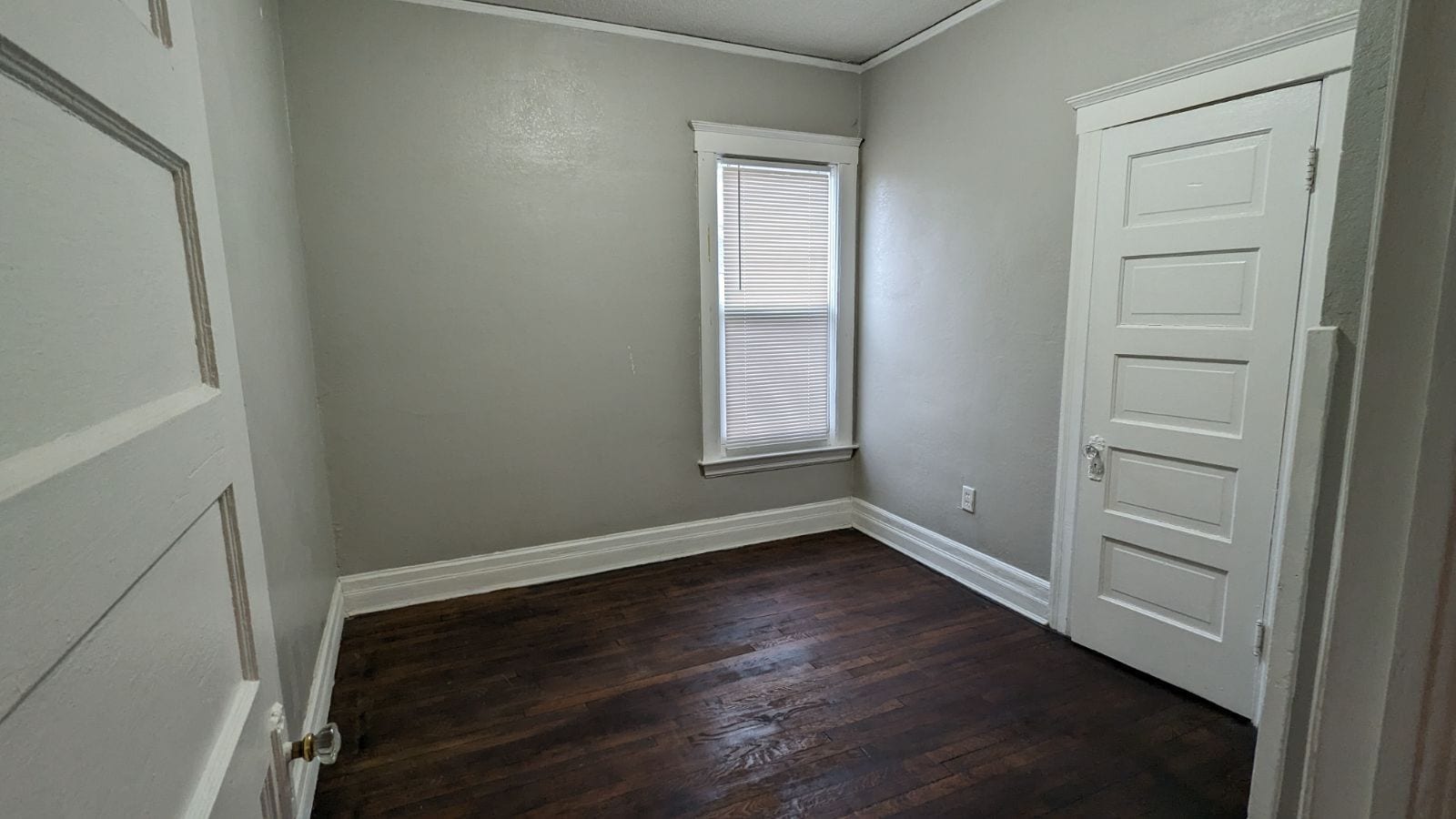 Building Photo - 536 Holbrook St