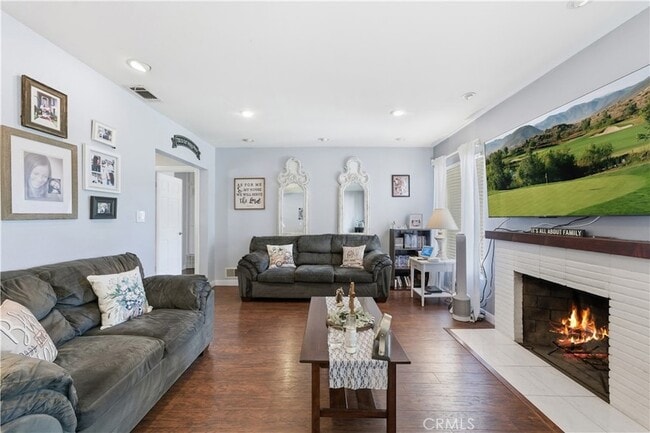 Building Photo - 855 N 3rd Ave