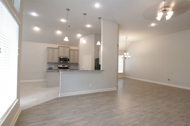 Building Photo - 18659 Fairmont Springs Ct