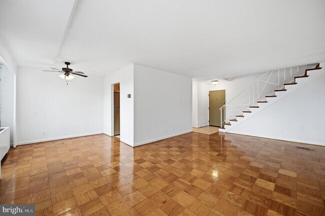 Building Photo - 301 N Beauregard St