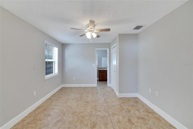 Building Photo - 3418 W Union St