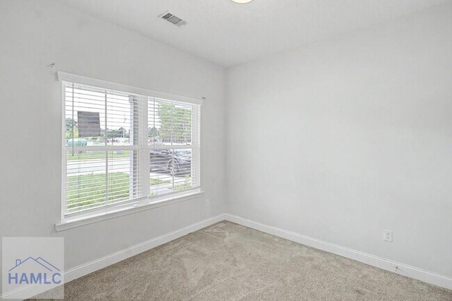 Building Photo - 315 Grayson Ave