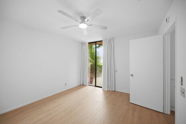 Building Photo - 72460 Rodeo Way