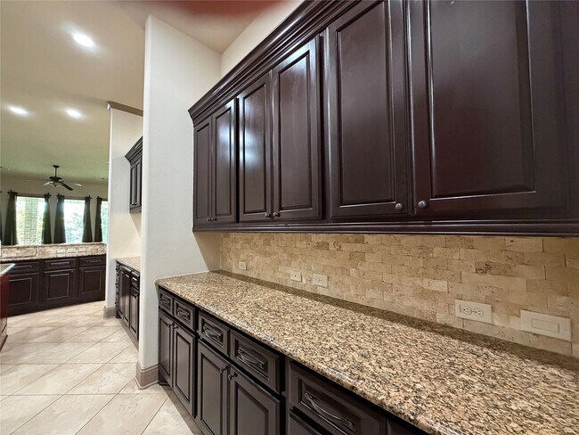 Building Photo - 6223 Duke Trail Ln