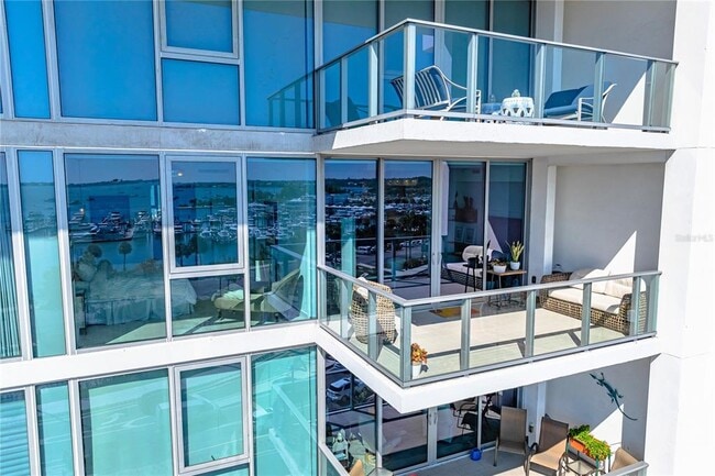 Building Photo - 1155 N Gulfstream Ave