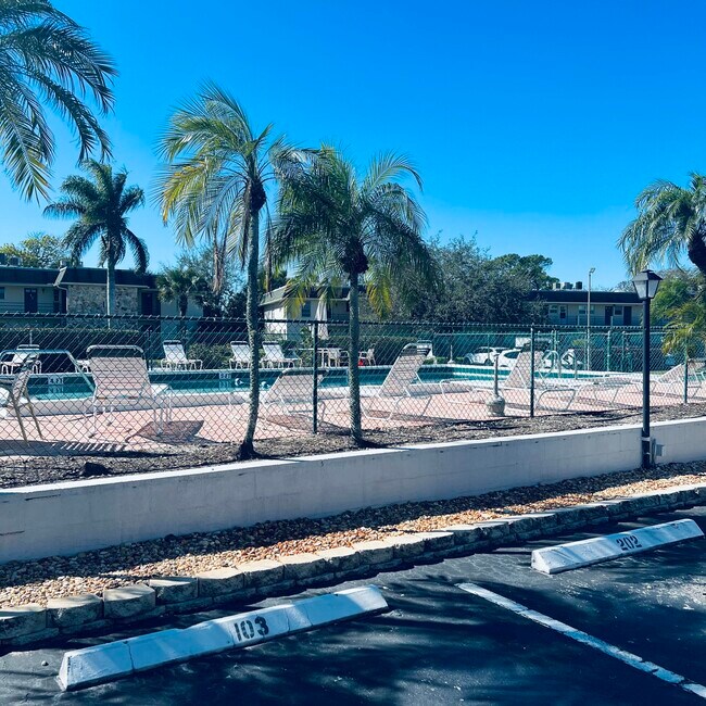 Building Photo - 1900 S Kanner Hwy