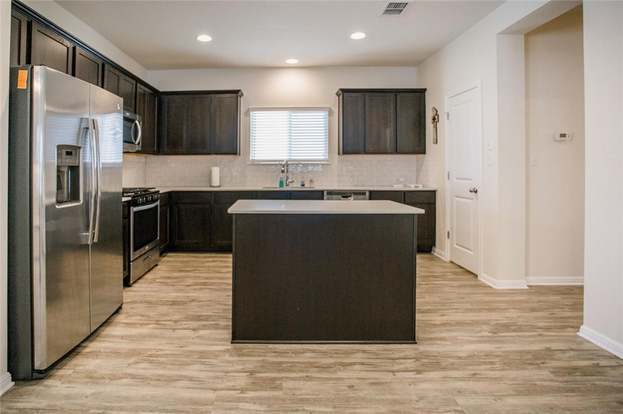 Building Photo - 242 Mossycup Dr