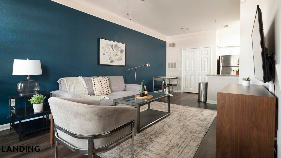 Building Photo - 2801 Biltmore Park Dr