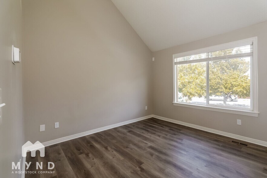 Building Photo - 599 Janelle Cove Way