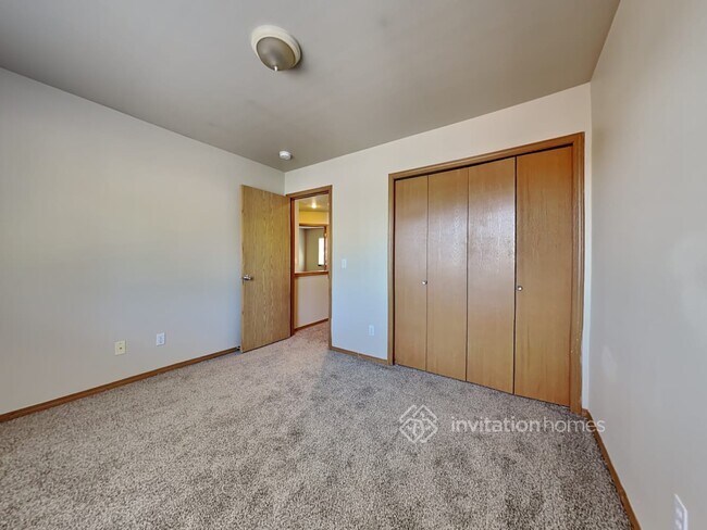 Building Photo - 5719 S 294th Pl