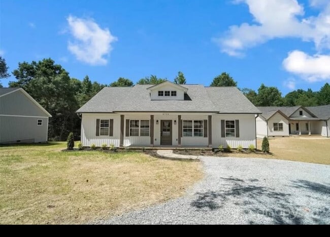Building Photo - 9729 Bethel Church Rd