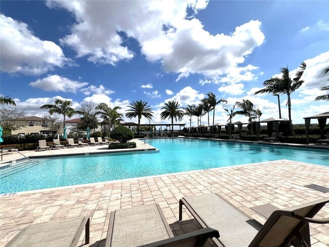 Building Photo - 3354 W 100th Terrace