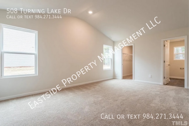 Building Photo - 508 Turning Lk Dr