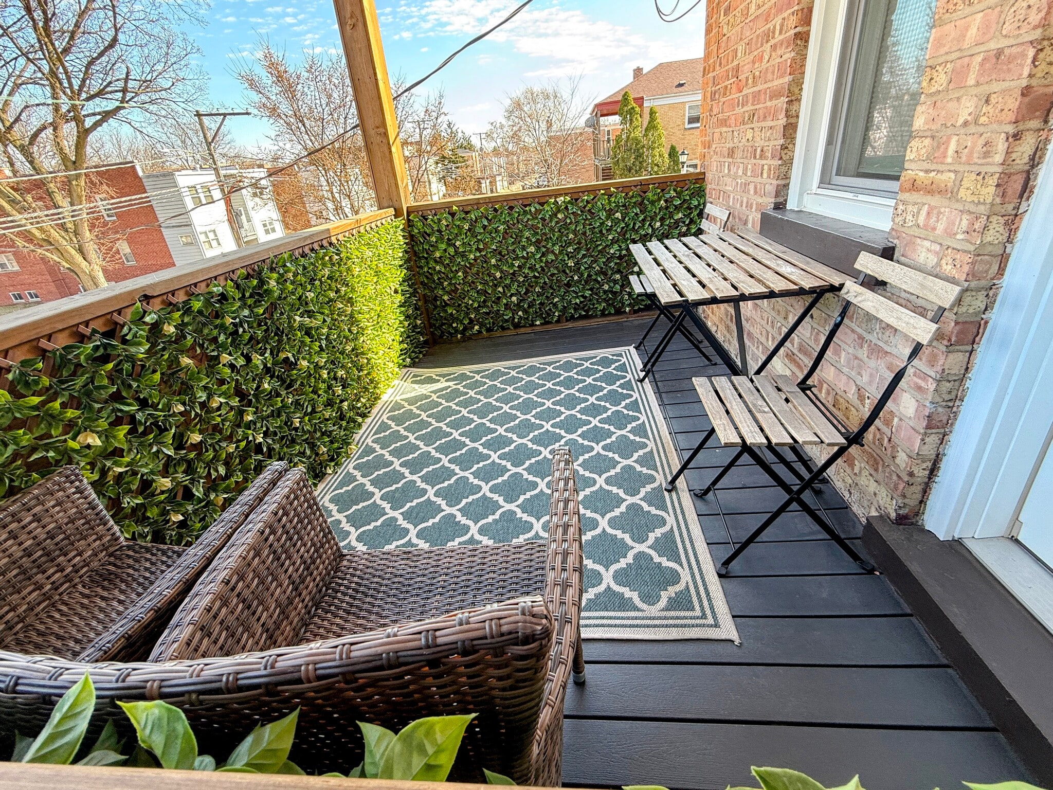 Fully Finished 1 or 2 bd, parking, balcony - 9003 Bronx Ave