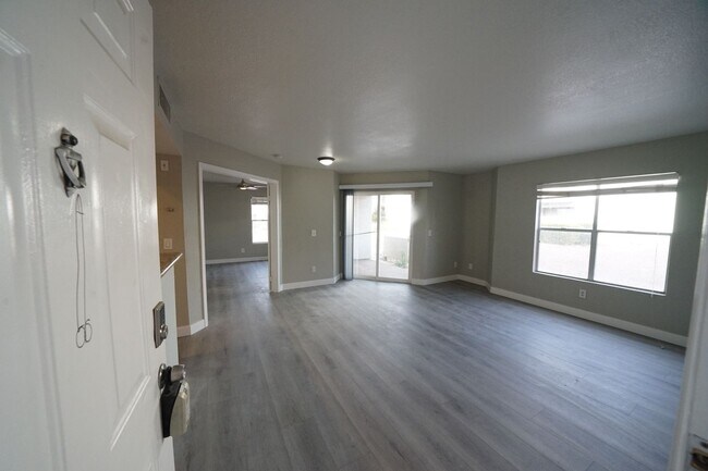 Building Photo - 6800 E Lake Mead Blvd