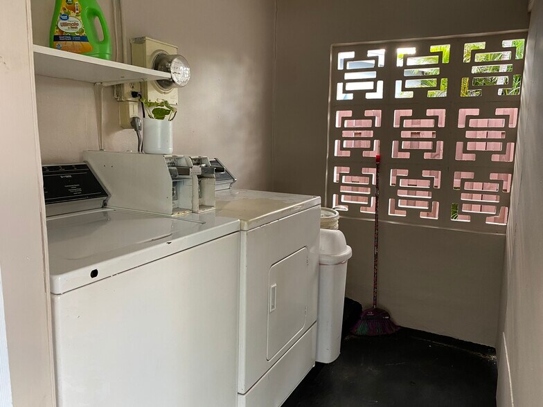 laundry room - 1720 NE 56th St