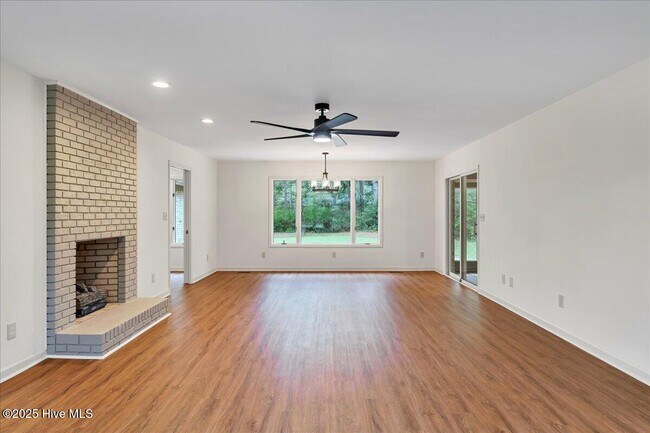 Building Photo - 40 Bogie Dr