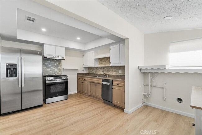 Building Photo - 2928 Dalemead St