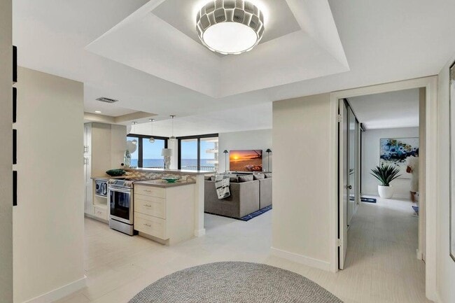 Building Photo - 5550 N Ocean Dr