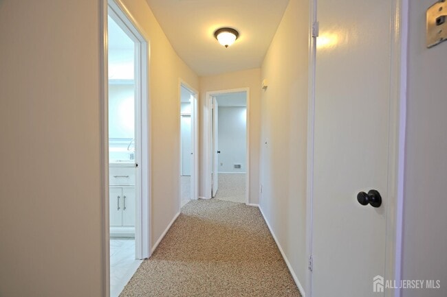 Building Photo - 19 Wetherhill Way