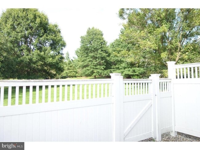 Building Photo - 162 Shrewsbury Ct