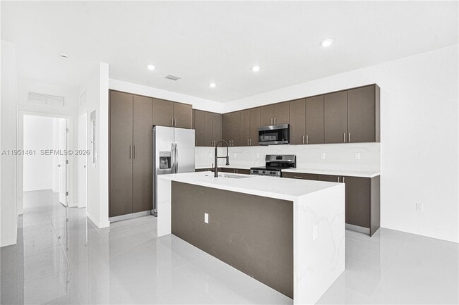 Building Photo - 22431 SW 125th Ave