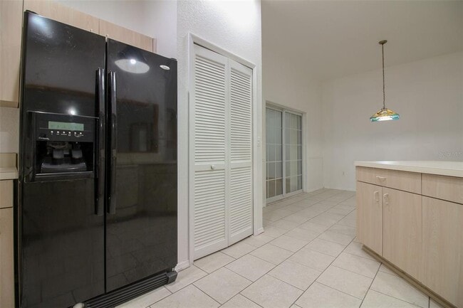 Building Photo - 3150 Big Valley Dr