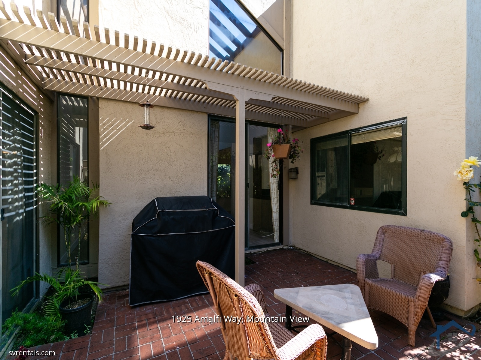 Building Photo - 1925 Amalfi Way