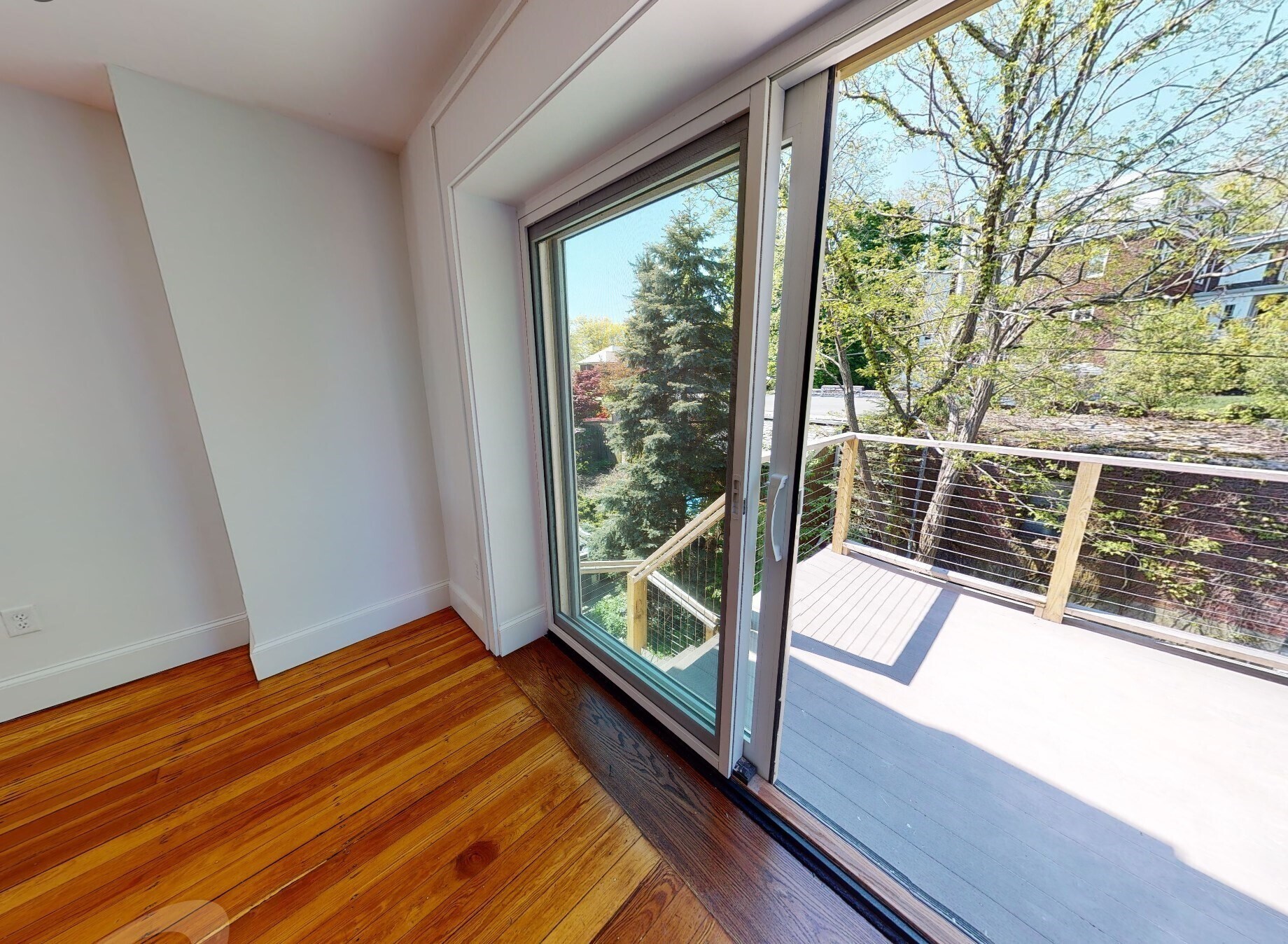 Slider - 15 Colbourne Cres