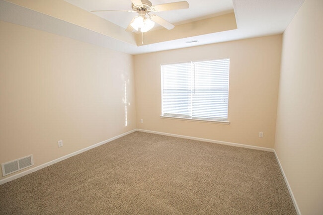 Building Photo - 1881 Field St