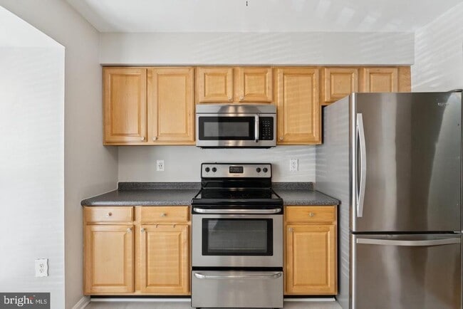 Building Photo - 12098 Winona Dr