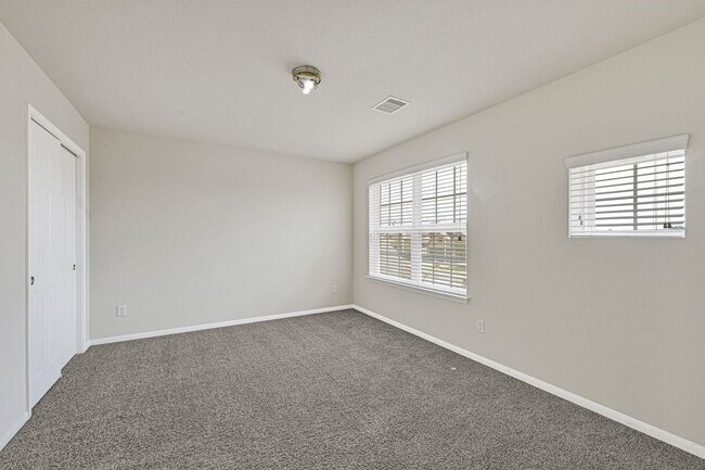 Building Photo - 15706 Chestnut Branch Trail