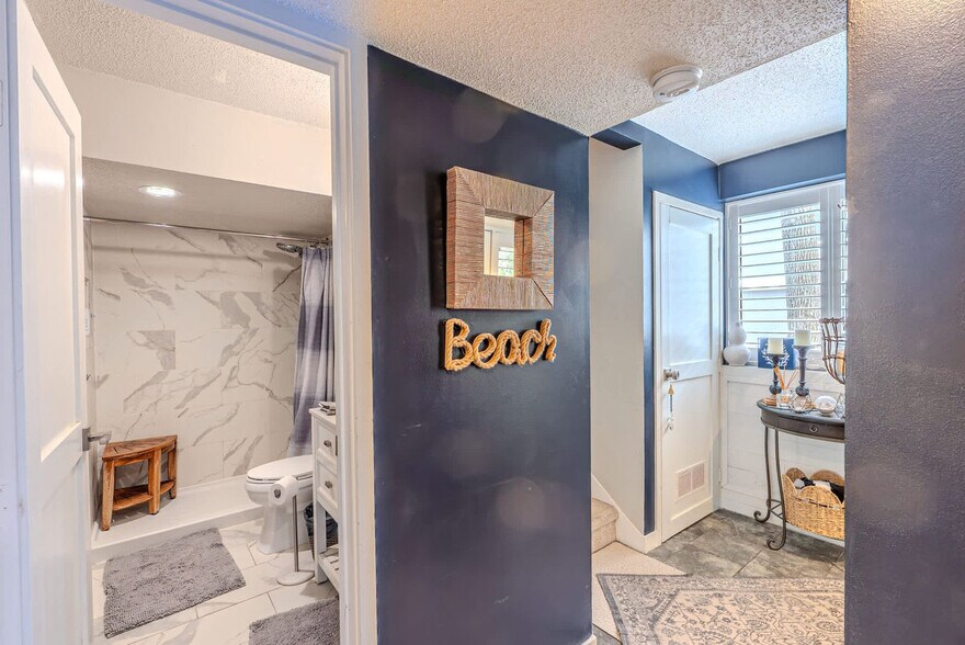 Building Photo - 137 Cordillo Pkwy