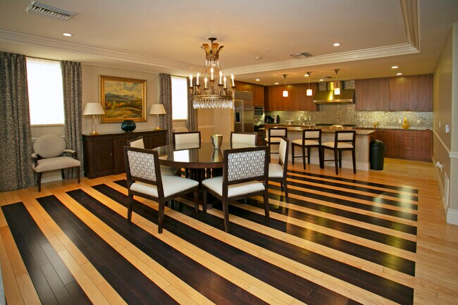 Building Photo - 476 Caruso Ave