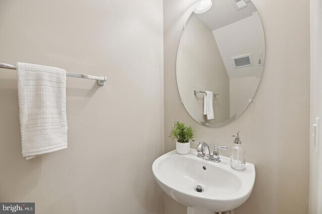 Building Photo - 6103 Aster Haven Cir