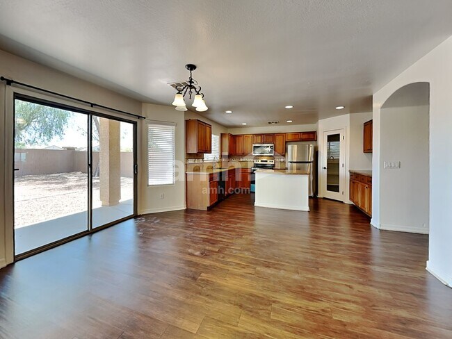 Building Photo - 10317 W Toronto Way