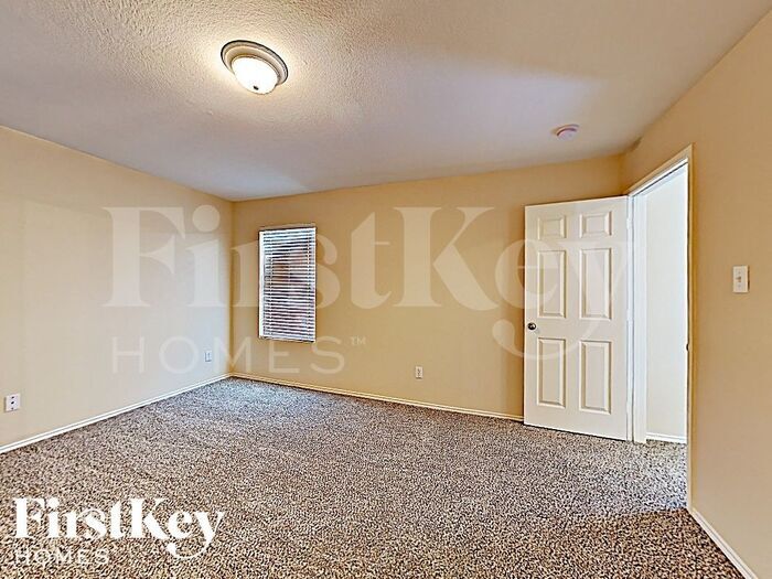 Building Photo - 1608 Quails Nest Dr