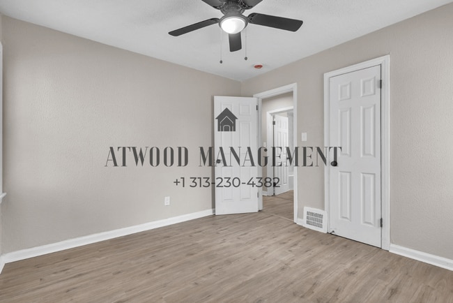 Building Photo - This beautifully updated 2-bedroom, 1-bath single-family home is ready for move-in!