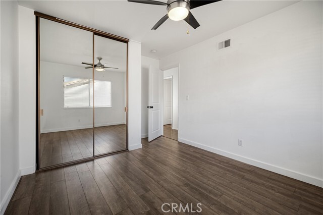 Building Photo - 5360 Las Virgenes Rd