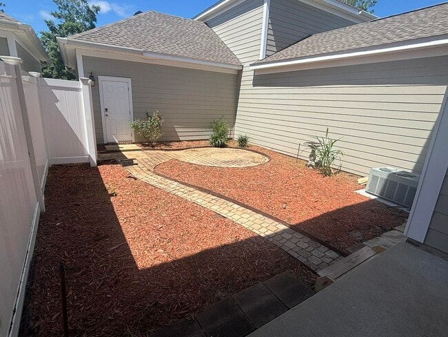 Building Photo - 4020 Colleton Ct