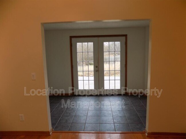 Building Photo - 4963 Stoneback Dr