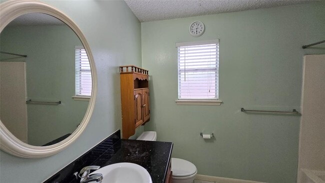 Building Photo - 6634 Briar Glade Dr