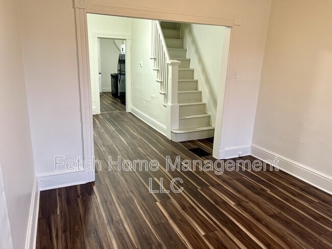 Building Photo - 462 S Christian St