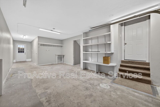 Building Photo - 3400 Cricket Hollow Ln